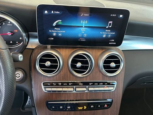 Used 2022 Mercedes-Benz GLC 300 4MATIC image 22