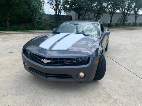 Used 2010 Chevrolet Camaro LT w/ RS Package RWD image 4
