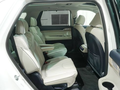 Used 2021 Hyundai Palisade Limited AWD/4WD image 18