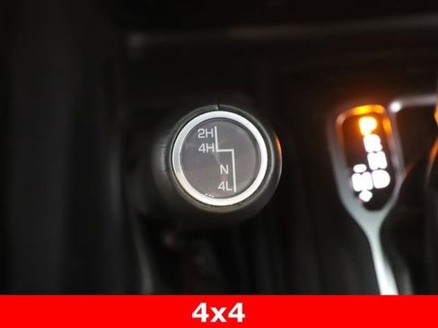 Used 2023 Jeep Wrangler Unlimited Rubicon w/ Cold Weather Group AWD/4WD image 19