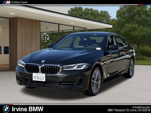 Certified 2023 BMW 530e w/ Convenience Package image 1