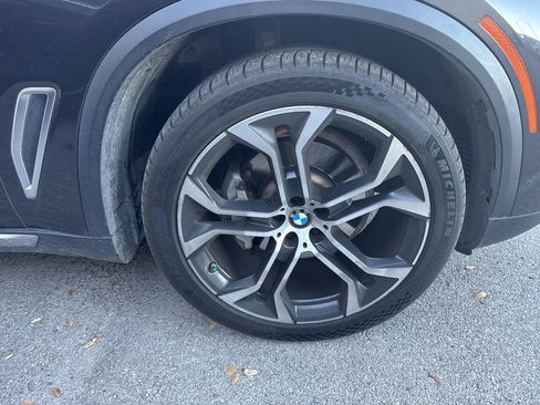 Certified 2021 BMW X5 sDrive40i w/ Convenience Package image 3