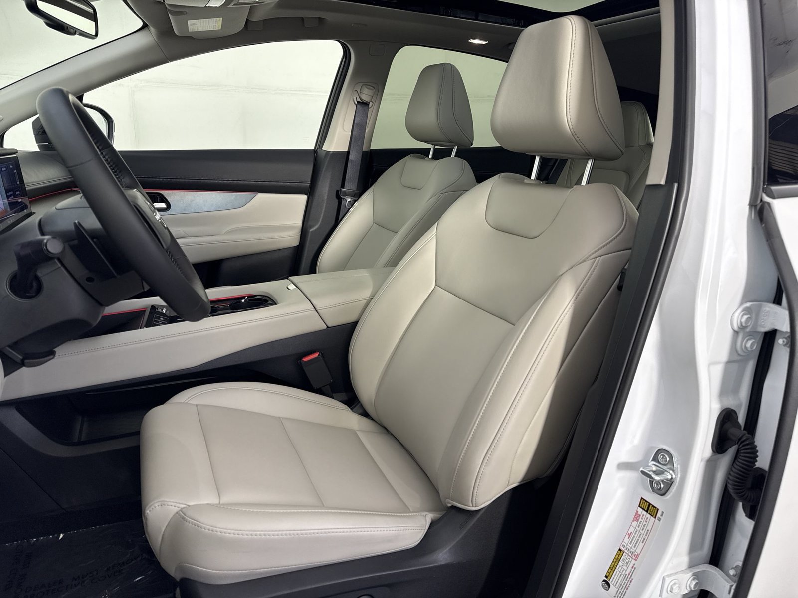 Certified 2025 Nissan Murano SL w/ Cargo Package AWD/4WD image 22