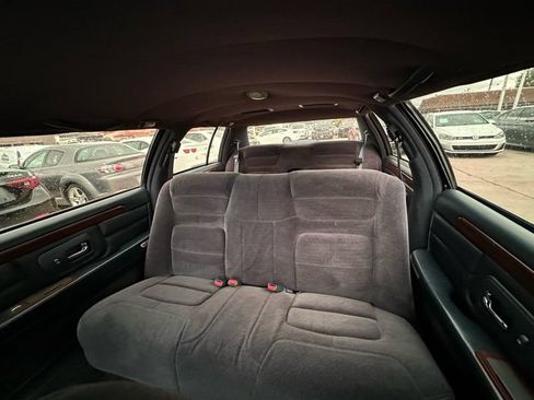 Used 1998 Cadillac De Ville FWD image 30