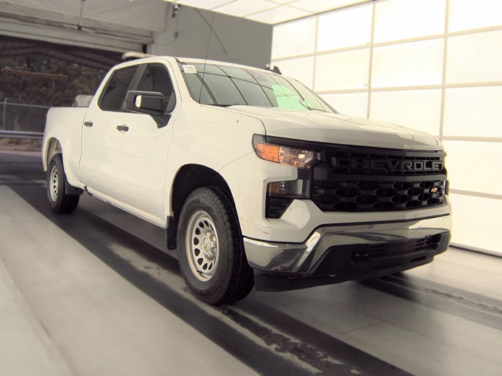 Used 2022 Chevrolet Silverado 1500 W/T w/ WT Value Package AWD/4WD image 3