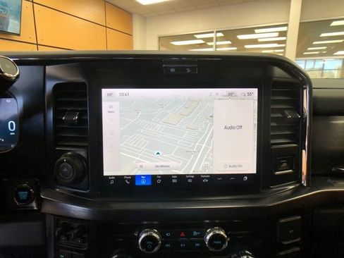 New 2026 Ford F250 Lariat w/ Black Appearance Package image 17