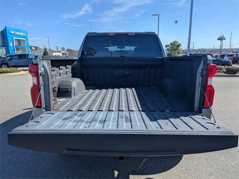 Used 2021 Chevrolet Silverado 1500 RST image 14