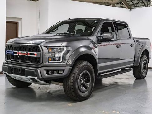 Used 2018 Ford F150 Raptor w/ Equipment Group 802A Luxury image 7