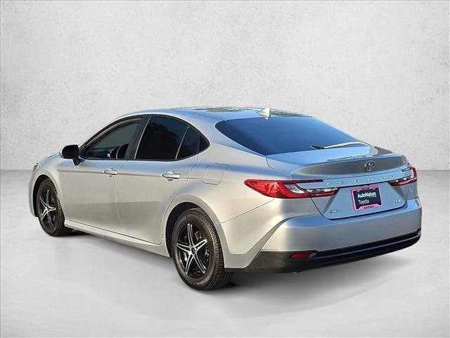 Used 2025 Toyota Camry LE FWD image 8