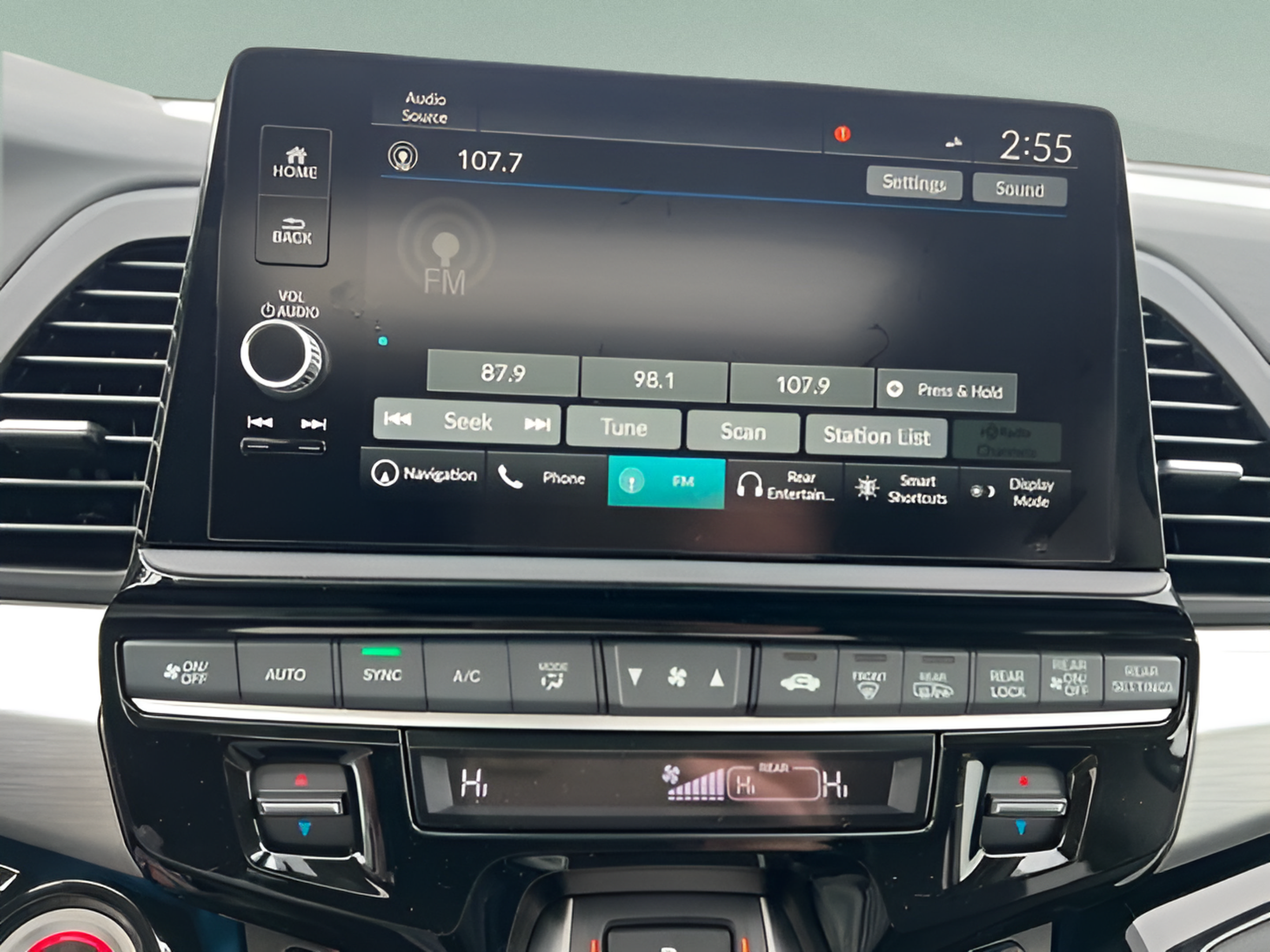 Used 2026 Honda Odyssey Touring image 19