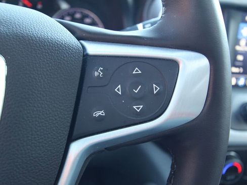 Used 2023 GMC Acadia SLT w/ Preferred Package image 22