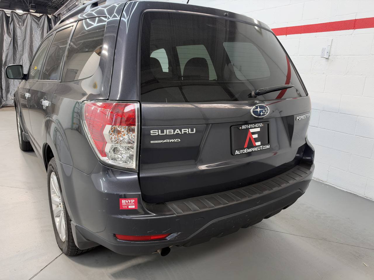 Used 2011 Subaru Forester 2.5X Premium w/ All-Weather Pkg AWD/4WD image 5