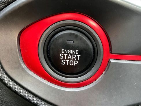 Used 2019 Hyundai Veloster Turbo image 30