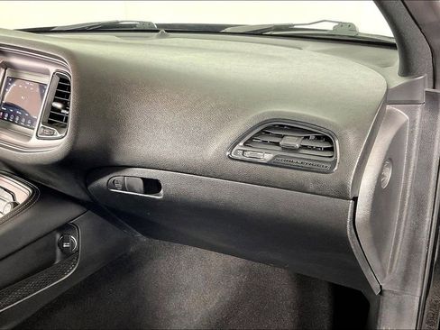 Used 2023 Dodge Challenger SXT image 22