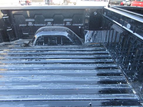 Certified 2024 Chevrolet Silverado 1500 Custom w/ Turbomax Blackout Package image 10