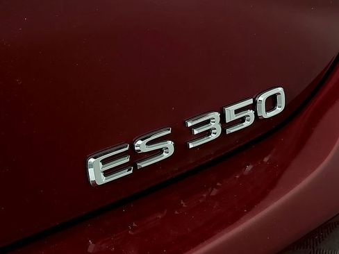 Used 2025 Lexus ES 350 w/ Premium Package FWD image 32