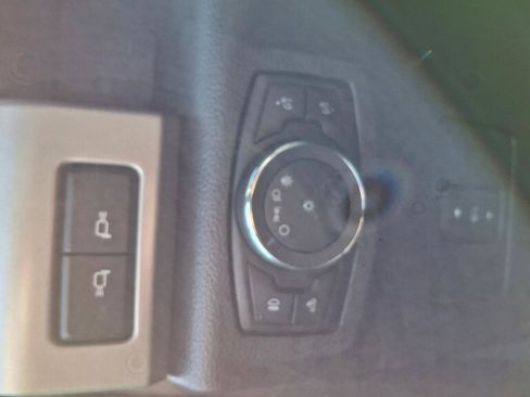 Used 2020 Ford F250 Lariat w/ Chrome Package AWD/4WD image 14