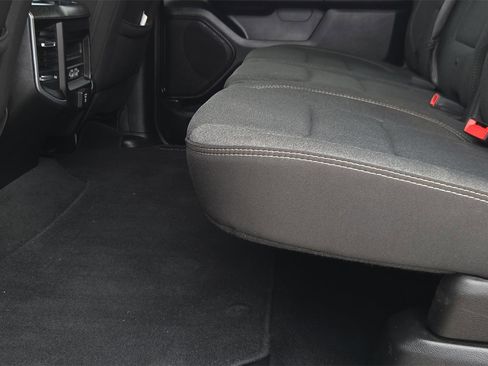 Used 2019 RAM 1500 Big Horn image 22