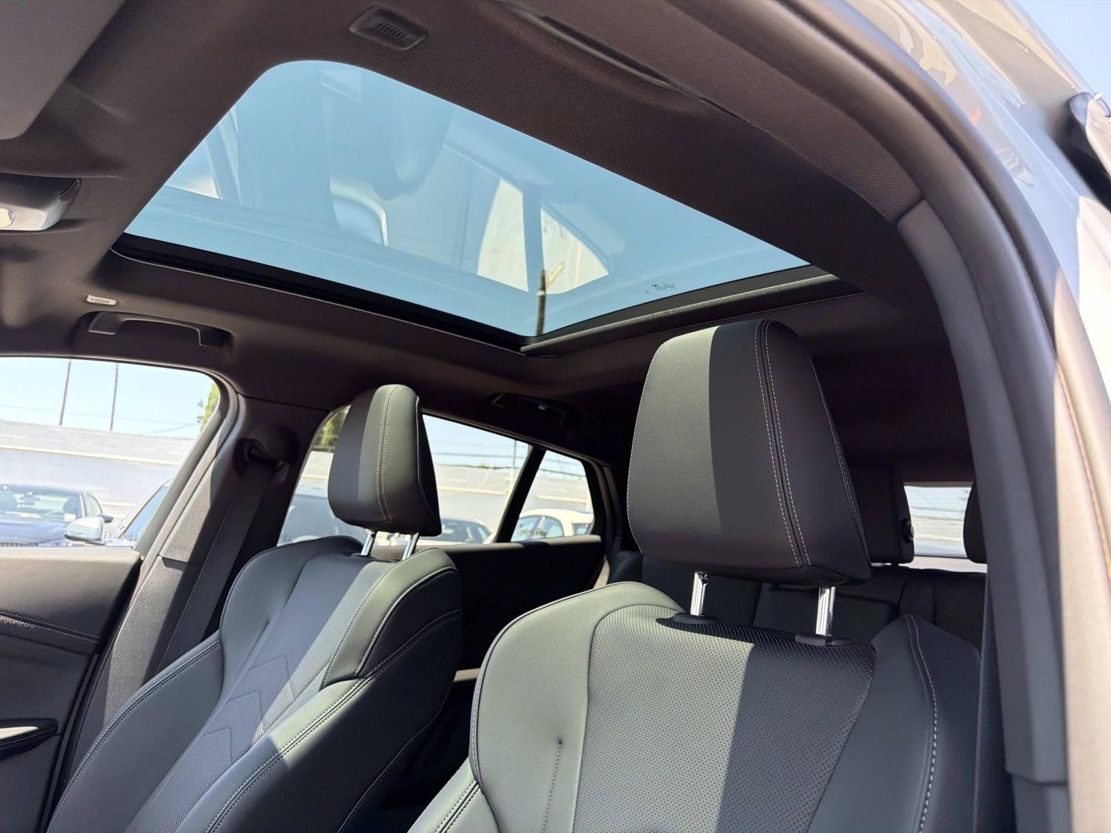 Used 2026 BMW X2 M35i AWD/4WD image 17