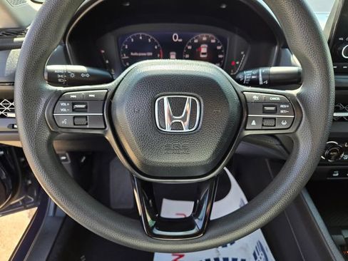 Certified 2025 Honda Accord SE image 31