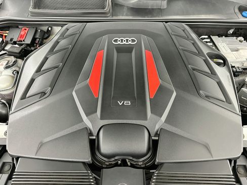 Used 2022 Audi SQ8 Premium Plus w/ Executive Package AWD/4WD image 32