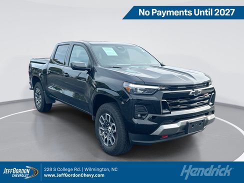 Used 2025 Chevrolet Colorado Z71 AWD/4WD image 1