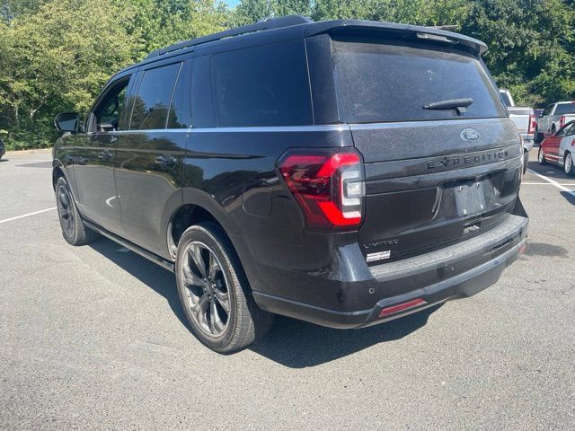 Used 2023 Ford Expedition Limited AWD/4WD image 3