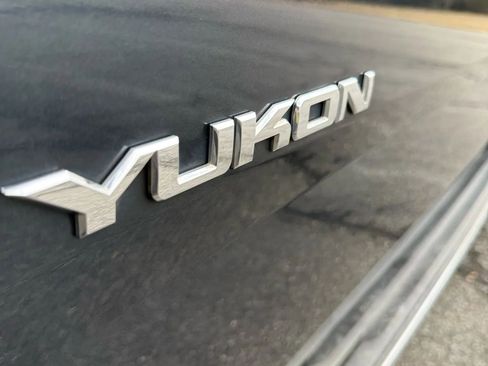 Used 2020 GMC Yukon SLT image 8