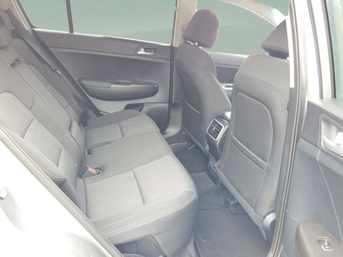 Used 2022 Kia Sportage LX image 22