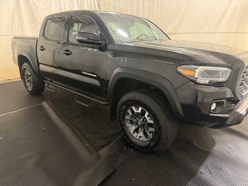 Certified 2023 Toyota Tacoma TRD Off-Road image 10