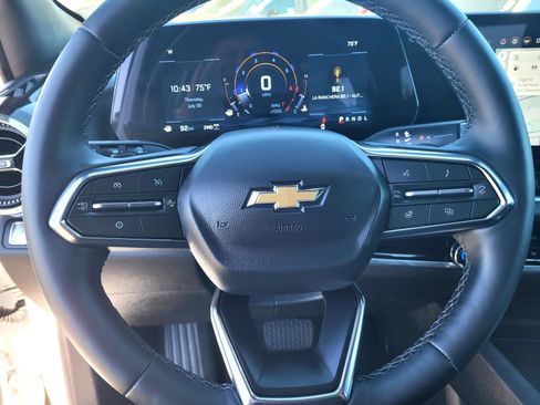 Used 2026 Chevrolet Equinox LT w/ Convenience Package II AWD/4WD image 33
