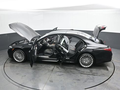Used 2022 Mercedes-Benz S 580 4MATIC Sedan image 49
