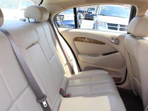 Used 2006 Jaguar S-TYPE 3.0 image 18