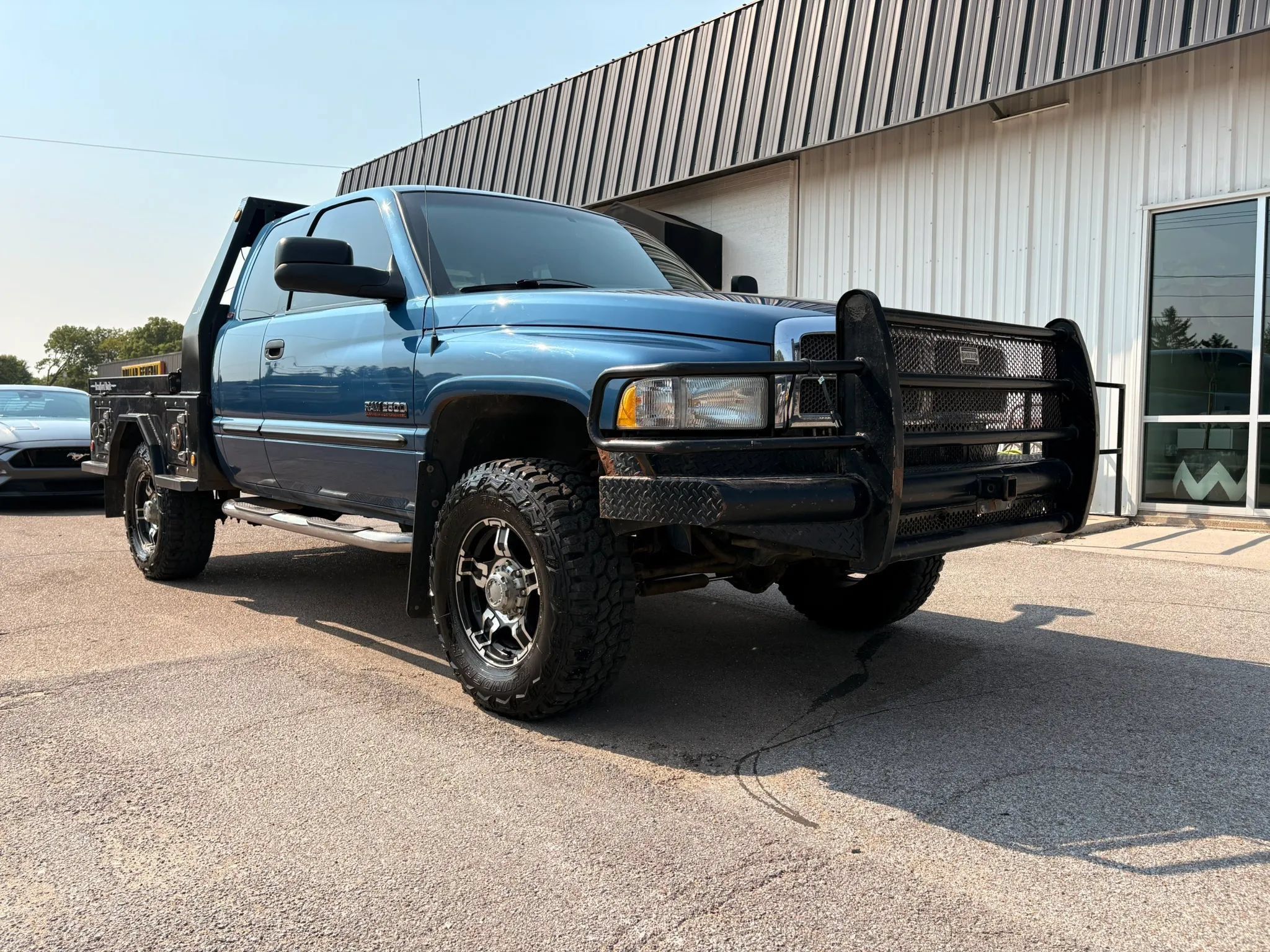 Used 2002 Dodge Ram 2500 Truck 4x4 Quad Cab image 2