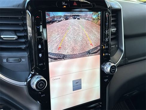 New 2026 RAM 1500 4x4 Crew Cab image 24
