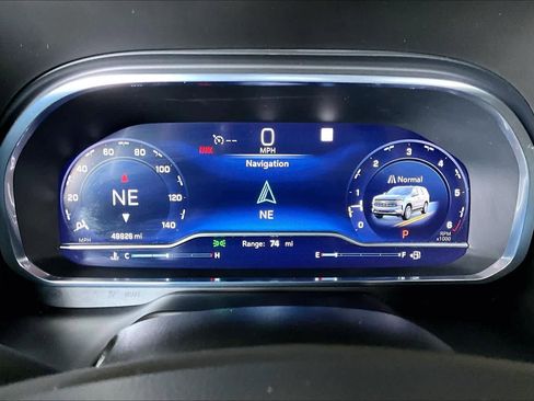 Used 2023 Chevrolet Tahoe LT w/ LT Signature Plus Package image 25