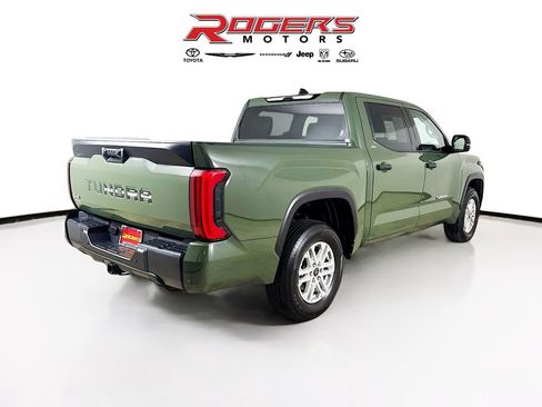 Used 2023 Toyota Tundra SR5 w/ SR5 Convenience Package image 8