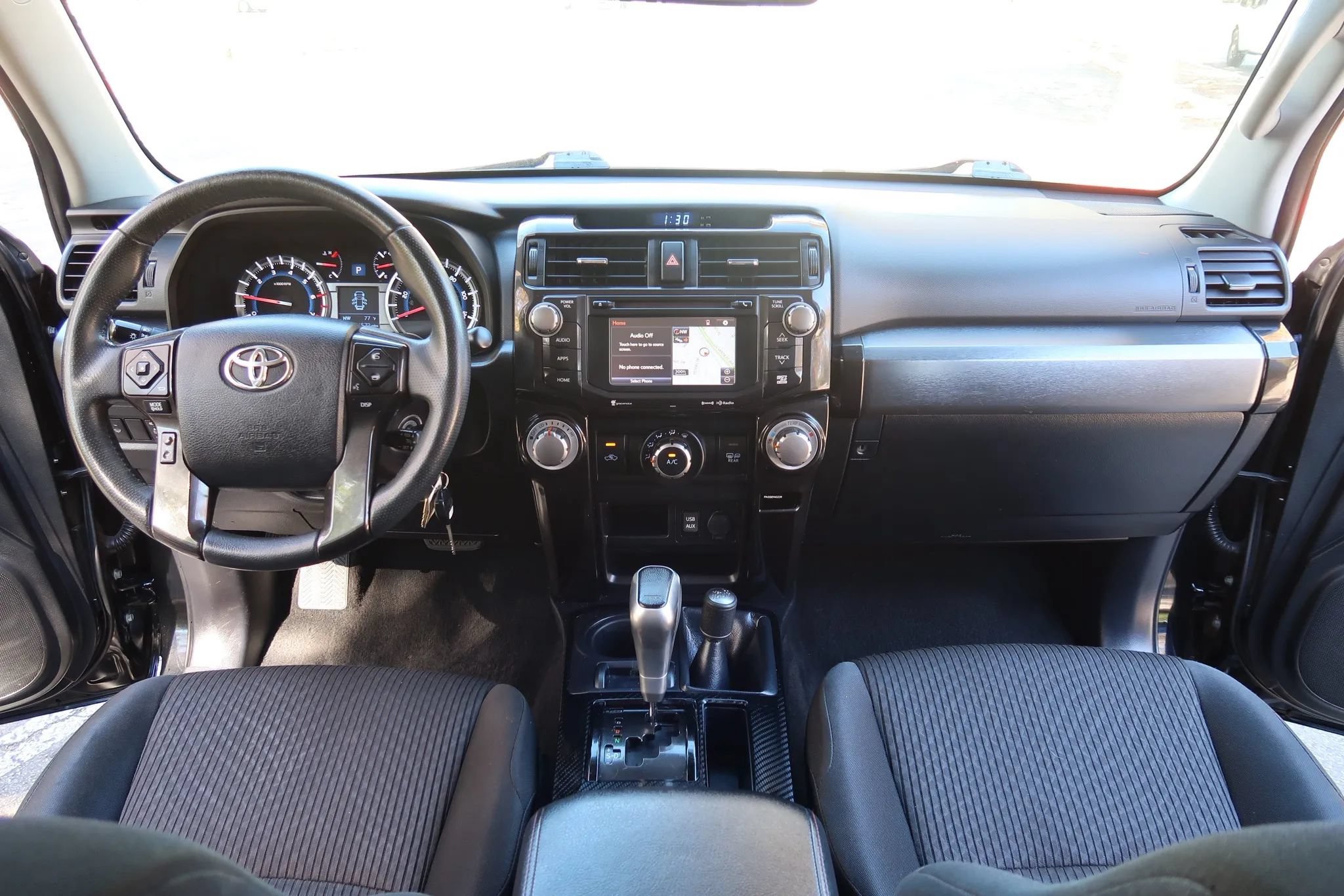 Used 2018 Toyota 4Runner TRD Off-Road AWD/4WD image 24