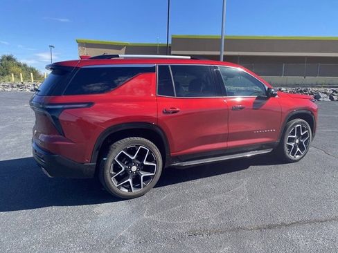 Certified 2025 Chevrolet Traverse High Country w/ LPO, Floor Liner Package image 5