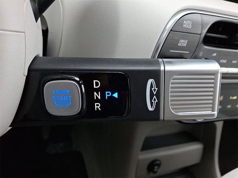 Used 2026 Hyundai Palisade Limited image 16