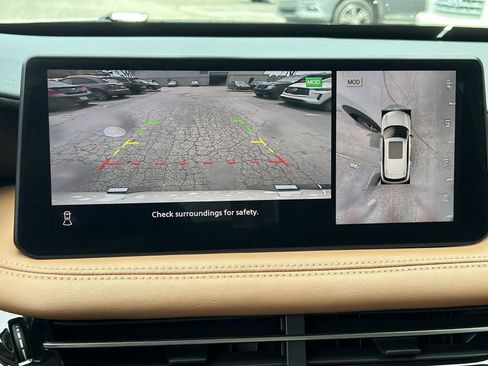 Used 2025 INFINITI QX60 Sensory w/ Vision Package image 28