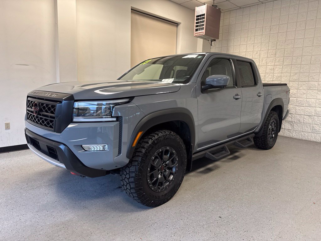 Used 2023 Nissan Frontier PRO-4X w/ Pro-4X Premium Package AWD/4WD image 2