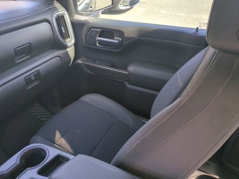 Used 2022 Chevrolet Silverado 1500 LT image 25