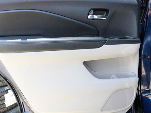 Used 2019 Honda Pilot EX-L image 34