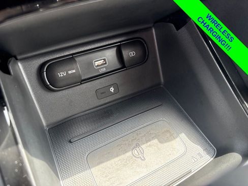 Used 2022 Kia Telluride SX w/ Nightfall Edition Package AWD/4WD image 3