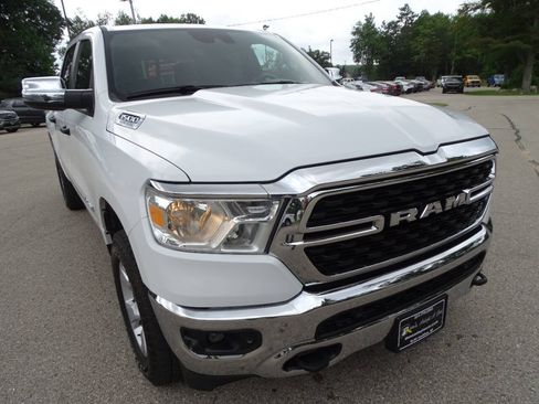 Used 2023 RAM 1500 4x4 Crew Cab Big Horn image 5