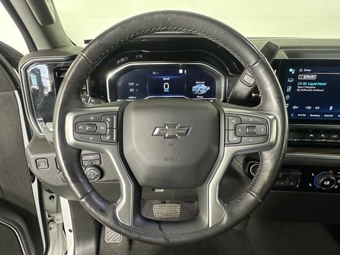 Used 2022 Chevrolet Silverado 1500 RST w/ Z71 Off-Road Package AWD/4WD image 12