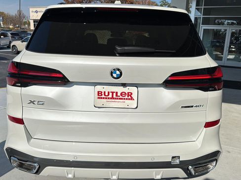 New 2026 BMW X5 sDrive40i w/ M Sport Package image 4