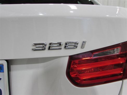 Used 2015 BMW 328i Sedan image 52