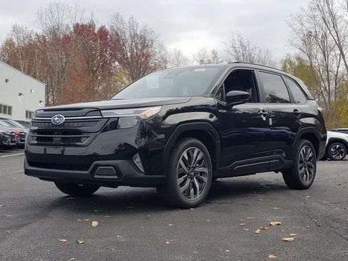 New 2025 Subaru Forester Touring image 8